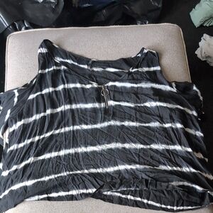 SHEIN Black and White Striped Short Sleeve Top